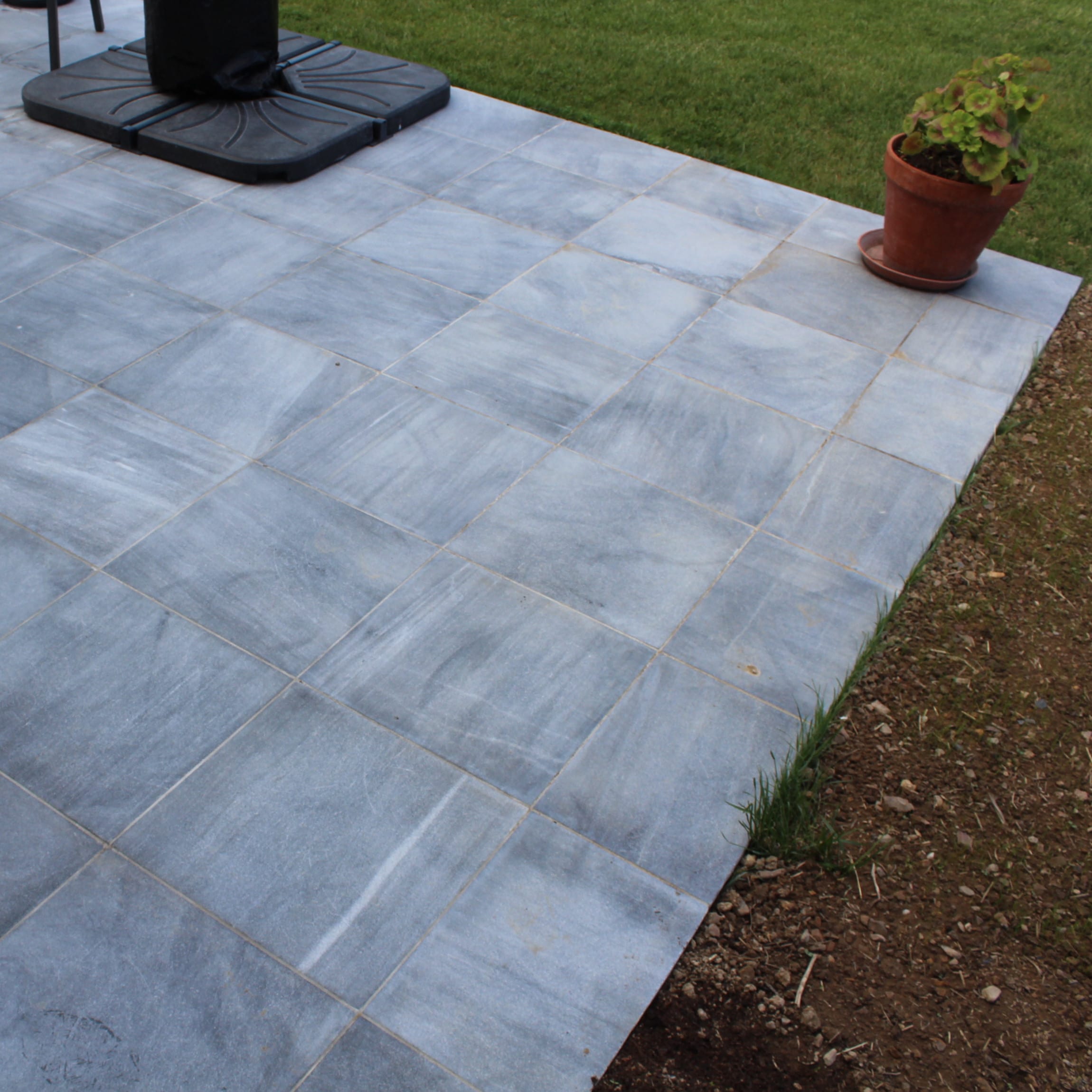 Dallage Pierre Bleue Cristal sablé Pierre et Parquet