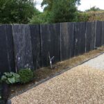 Chantier client avec palis schiste rives sciés