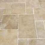 Dallage en Pierre Mera beige au format OPUS