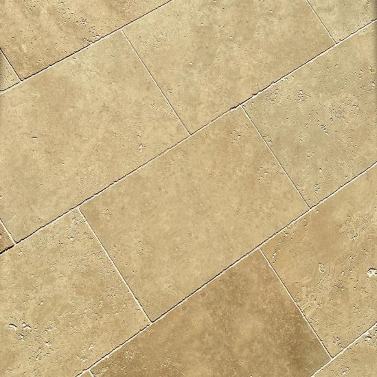 dallage travertin beige au soleil