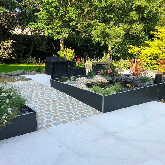 Jardin avec des pavés Tandur beige