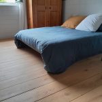 chambre avec le parquet lune