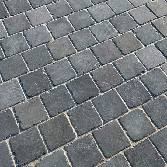 Pavés Pierre bleue Vietnam - patiné
