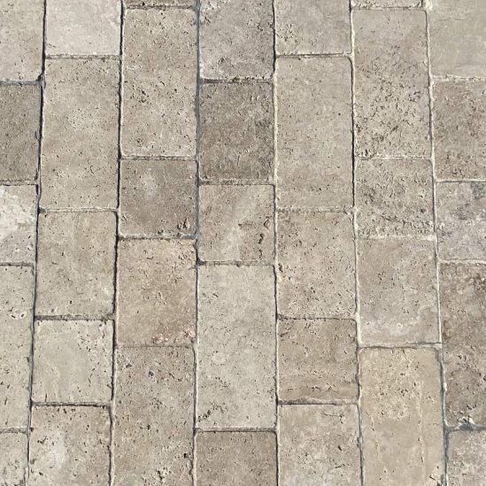 Pavé en travertin de longueurs libres