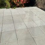 Pavés Costa Brava à Laval gris beige