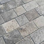 paves travertin cendre
