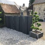 Séparation de jardin avec palis schiste