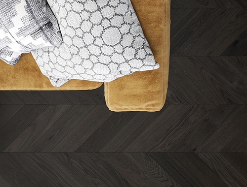 Faire le choix d'un parquet foncé l Inspiration l Pierre et Parquet