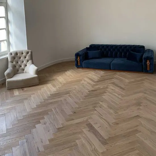 parquet motif bâton rompu chêne pure