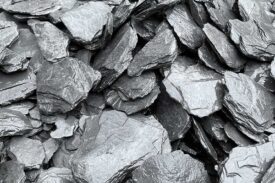 Paillettes en ardoise noire de dimensions 40-70 mm