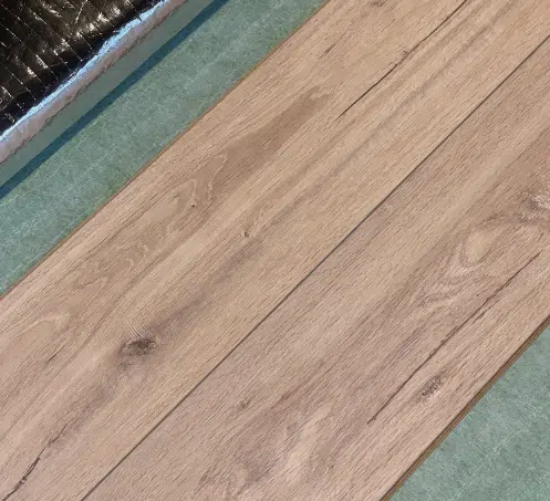 Pose flottante d'un parquet