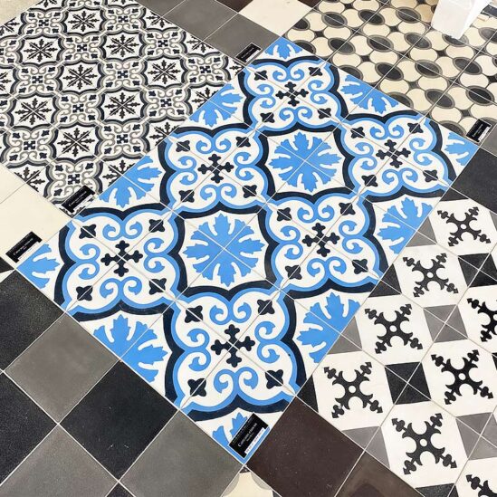 Carreaux de ciment - motif bleuet