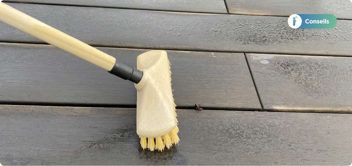 Comment nettoyer une terrasse en bois exotique