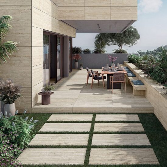 Travertino light format 60x120 cm en pas japonais