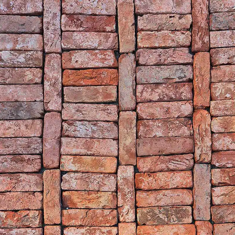 Brique en terre cuite vieillie