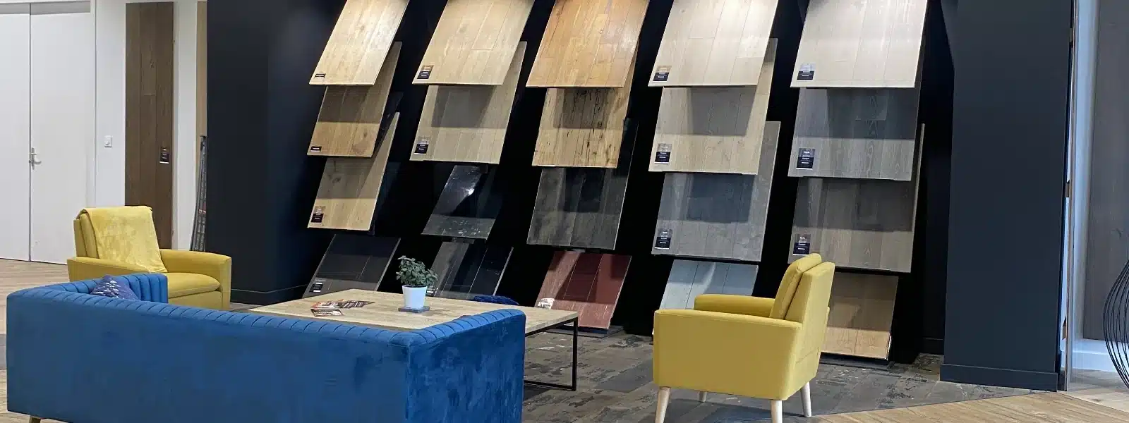 Choisir son parquet dans un showroom