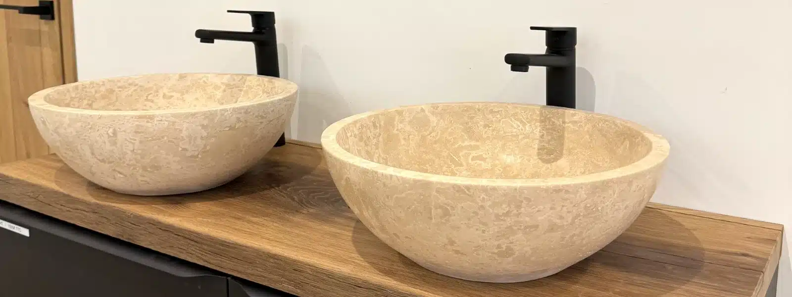 Quel travertin pour une vasque de salle de bain
