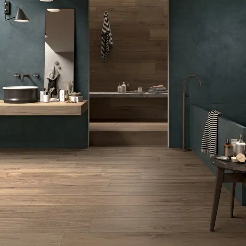 Carrelage effet bois pour une salle de bain