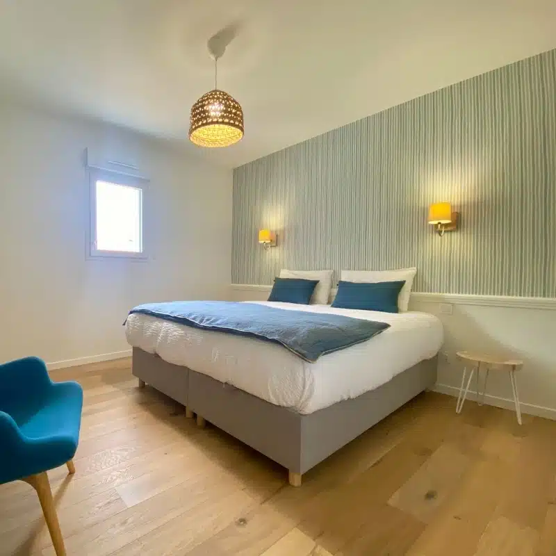 Réalisation client d'une chambre en parquet massif